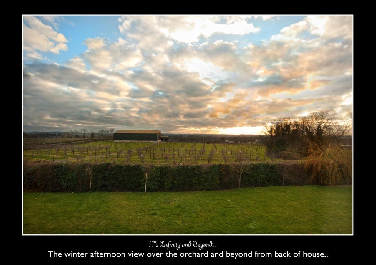 Knockalla Luxury Property With Hot Tub Suitable For Families Portadown Eksteriør bilde