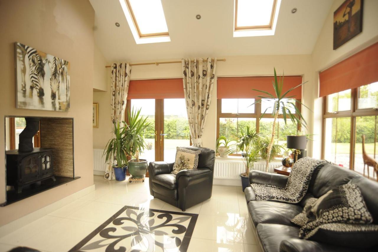 Knockalla Luxury Property With Hot Tub Suitable For Families Portadown Eksteriør bilde